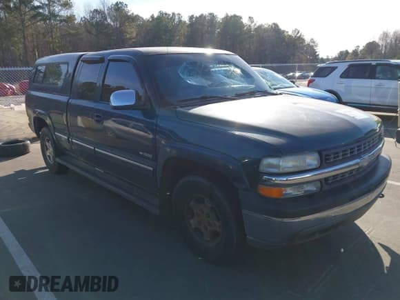 ✅ 2000 Chevrolet Silverado 1500 LS • VIN: 2GCEK19TXY1353591 • Лот: 43798457. Опубликован ранее на IAAI с пробегом Не указан. Бесплатный доступ к архиву аукционных продаж из США и подробный отчёт об истории автомобиля на DreamBid. Изображение 1.