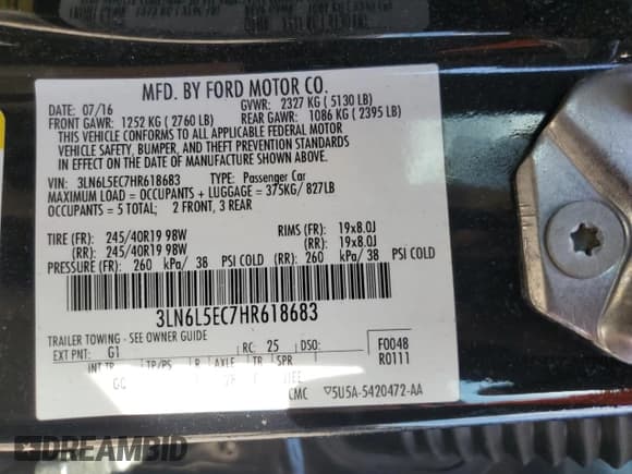 ✅ 2017 Lincoln MKZ Reserve • VIN: 3LN6L5EC7HR618683 • Lot: 71320095. Wystawiony na Copart z przebiegiem 103 970 mil. Bezpłatny archiwum sprzedaży aukcyjnych z USA i szczegółowy raport historii pojazdu na DreamBid. Zdjęcie 12.