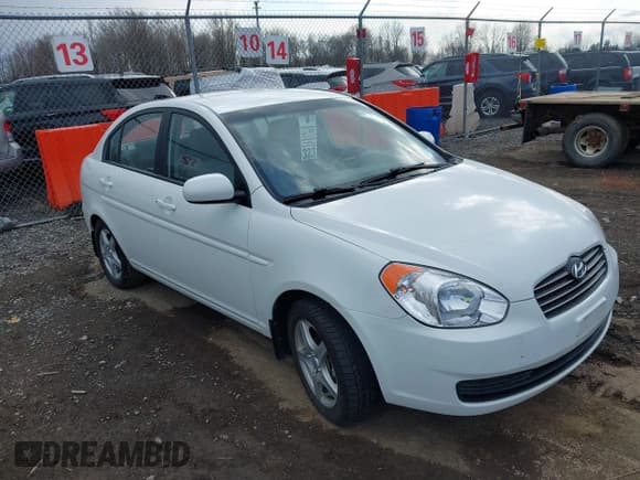 ✅ 2010 Hyundai Accent GLS • VIN: KMHCN4AC6AU493140 • Лот: 41862199. Опубликован ранее на IAAI с пробегом 166 217 миль. Бесплатный доступ к архиву аукционных продаж из США и подробный отчёт об истории автомобиля на DreamBid. Изображение 1.