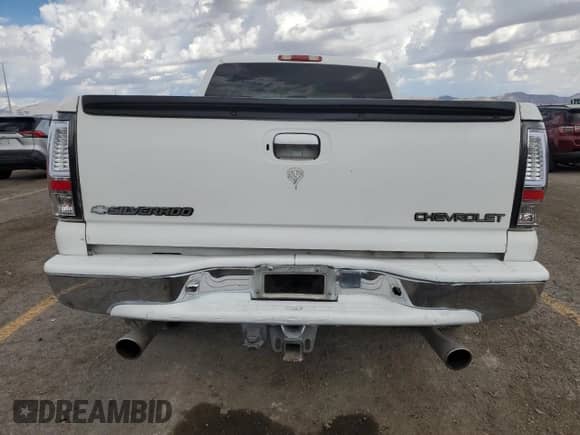 2001 Chevrolet Silverado 1500 LT with VIN 1GCEC19T31Z145157, listed as a Copart auction lot 81838795 with 170,081 mi miles and Salvage title. Bid and sale history available at DreamBid. Image 6.