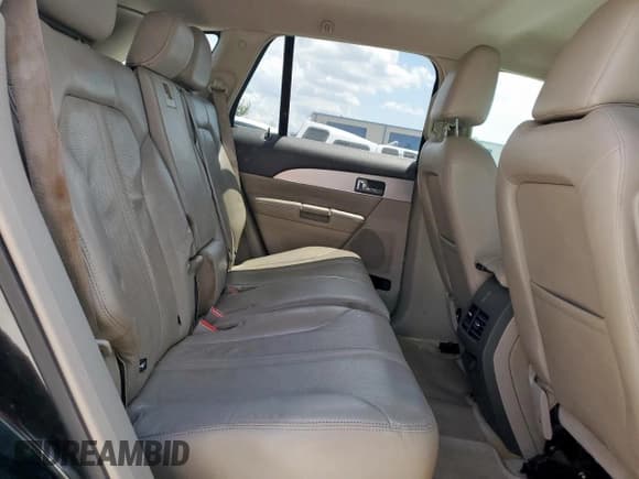 ✅ 2011 Lincoln MKX • VIN: 2LMDJ6JK1BBJ26144 • Лот: 66074965. Опубликован ранее на Copart с пробегом 234 456 миль. Бесплатный доступ к архиву аукционных продаж из США и подробный отчёт об истории автомобиля на DreamBid. Изображение 11.