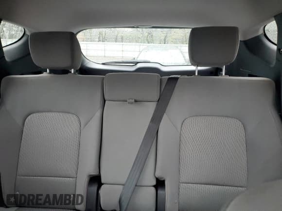✅ 2014 Hyundai Santa Fe • VIN: 5XYZTDLB3EG184807 • Лот: 86114715. Опубликован ранее на Copart с пробегом 172 175 миль. Бесплатный доступ к архиву аукционных продаж из США и подробный отчёт об истории автомобиля на DreamBid. Изображение 10.