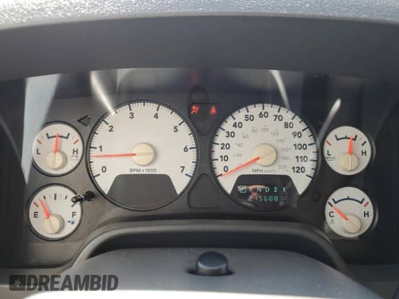 2007 Dodge 1500 SLT с VIN 1D7HA18P17S275663, выставлен на аукционе Copart как лот 70606434 с пробегом 215 688 миль миль и На запчасти • Non repairable. История ставок и продаж доступна на DreamBid. Изображение 9.