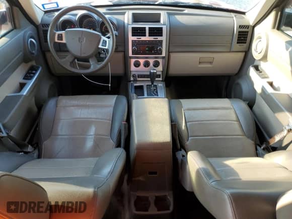 2007 Dodge Nitro SLT с VIN 1D8GT58K17W718609, выставлен на аукционе Copart как лот 72635154 с пробегом 261 696 миль миль и Списание • Salvage title. История ставок и продаж доступна на DreamBid. Изображение 8.