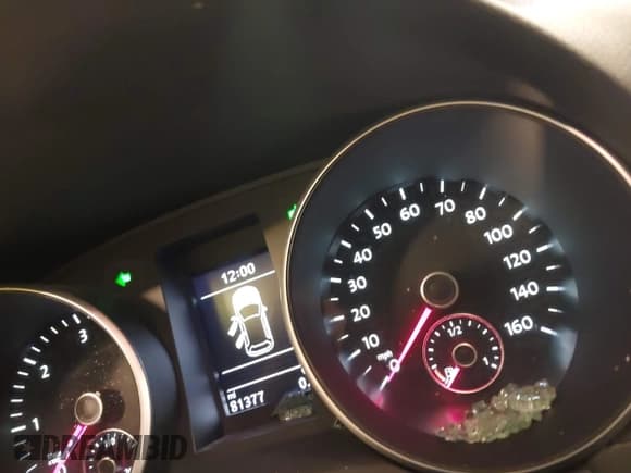 ✅ 2013 Volkswagen Golf TDI w/Sunroof & Nav • VIN: WVWNM7AJ1DW009528 • Lot: 43574818. Wystawiony na IAAI z przebiegiem 81 377 mil. Bezpłatny archiwum sprzedaży aukcyjnych z USA i szczegółowy raport historii pojazdu na DreamBid. Zdjęcie 7.