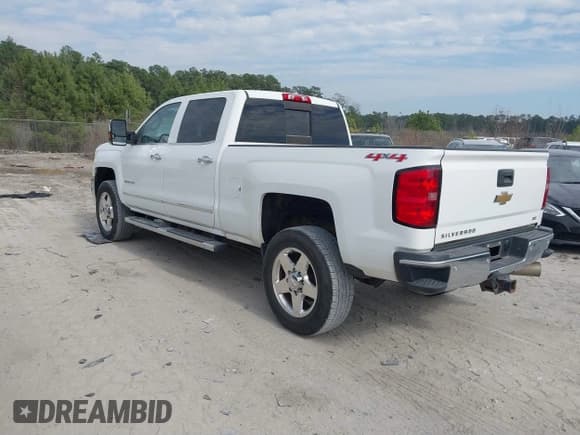 ✅ 2015 Chevrolet Silverado 2500HD LTZ • VIN: 1GC1KWE8XFF644532 • Lot: 41645727. Listed on IAAI with 133,860 mi. Free auction sales archive from the USA and detailed vehicle history report at DreamBid. Image 3.