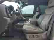 2024 Chevrolet Silverado 2500HD ZR2 с VIN 1GC4YYEY2RF266590, выставлен на аукционе Copart как лот 50052555 с пробегом 8 195 миль миль и Списание • Salvage title. История ставок и продаж доступна на DreamBid. Изображение 7.