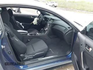 ✅ 2015 Hyundai Genesis Coupe 3.8L Base • VIN: KMHHT6KJ2FU126036 • Lot: 42756710. Wystawiony na IAAI z przebiegiem 58 419 mil. Bezpłatny archiwum sprzedaży aukcyjnych z USA i szczegółowy raport historii pojazdu na DreamBid. Zdjęcie 5.