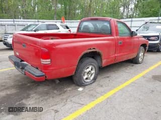 ✅ 1999 Dodge Dakota Sport • VIN: 1B7FL26P3XS292677 • Lot: 42274571. Wystawiony na IAAI z przebiegiem 205 641 mil. Bezpłatny archiwum sprzedaży aukcyjnych z USA i szczegółowy raport historii pojazdu na DreamBid. Zdjęcie 4.