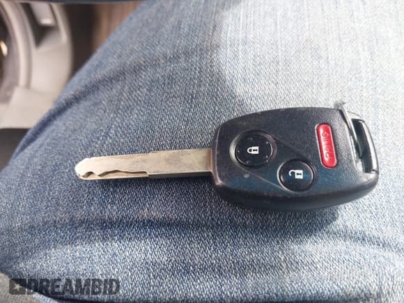 ✅ 2005 Honda Pilot EX-L • VIN: 2HKYF18595H542974 • Лот: 42701285. Опубликован ранее на IAAI с пробегом 174 805 миль. Бесплатный доступ к архиву аукционных продаж из США и подробный отчёт об истории автомобиля на DreamBid. Изображение 11.