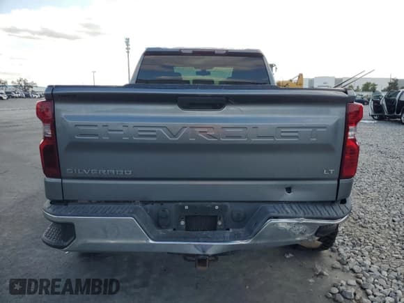 ✅ 2020 Chevrolet Silverado 1500 LT • VIN: 1GCRWCED8LZ157245 • Lot: 91548175. Wystawiony na Copart z przebiegiem 147 807 mil. Bezpłatny archiwum sprzedaży aukcyjnych z USA i szczegółowy raport historii pojazdu na DreamBid. Zdjęcie 6.