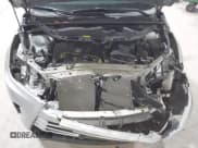 ✅ 2019 Toyota Highlander LE • VIN: 5TDBZRFH0KS992611 • Lot: 43812508. Wystawiony na IAAI z przebiegiem 67 640 mil. Bezpłatny archiwum sprzedaży aukcyjnych z USA i szczegółowy raport historii pojazdu na DreamBid. Zdjęcie 17.