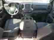 2022 Chevrolet Silverado 1500 Work Truck z VIN 1GCPDAEK0NZ523055, wystawiony jako Copart lot #49740185 z przebiegiem 56 382 mil mil oraz Szkoda całkowita • Salvage title. Historia ofert i sprzedaży dostępna na DreamBid. Obrazek 8.