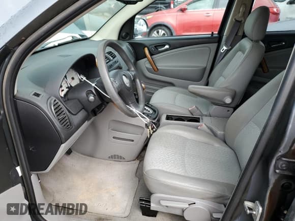 ✅ 2007 Saturn VUE V6 • VIN: 5GZCZ53487S871854 • Lot: 66283595. Wystawiony na Copart z przebiegiem 108 060 mil. Bezpłatny archiwum sprzedaży aukcyjnych z USA i szczegółowy raport historii pojazdu na DreamBid. Zdjęcie 7.