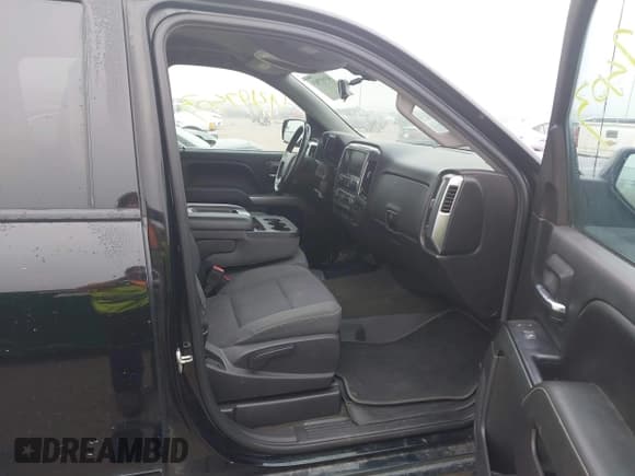 ✅ 2015 Chevrolet Silverado 1500 LT • VIN: 1GCVKREC6FZ200358 • Лот: 43197503. Опубликован ранее на IAAI с пробегом 190 919 миль. Бесплатный доступ к архиву аукционных продаж из США и подробный отчёт об истории автомобиля на DreamBid. Изображение 5.