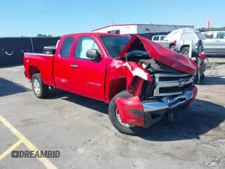 2010 Chevrolet Silverado 1500 LT with VIN 1GCSKSE35AZ239512, listed as a IAAI auction lot 42837809 with 91,764 mi miles and . Bid and sale history available at DreamBid. Image 1.