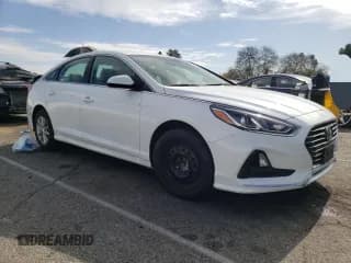 ✅ 2019 Hyundai Sonata SE • VIN: 5NPE24AF6KH782711 • Лот: 40066233. Опубликован ранее на Copart с пробегом Не указан. Бесплатный доступ к архиву аукционных продаж из США и подробный отчёт об истории автомобиля на DreamBid. Изображение 4.