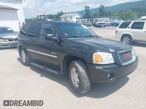 ✅ 2006 GMC Envoy SLE • VIN: 1GKDT13S662184583 • Lot: 42822019. Listed on IAAI with 152,023 mi. Free auction sales archive from the USA and detailed vehicle history report at DreamBid. Image 1.