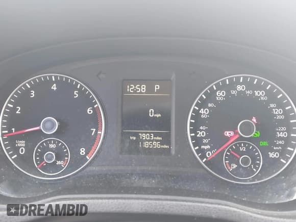 ✅ 2015 Volkswagen Passat S • VIN: 1VWAS7A39FC079852 • Lot: 43797631. Listed on IAAI with 118,596 mi. Free auction sales archive from the USA and detailed vehicle history report at DreamBid. Image 7.