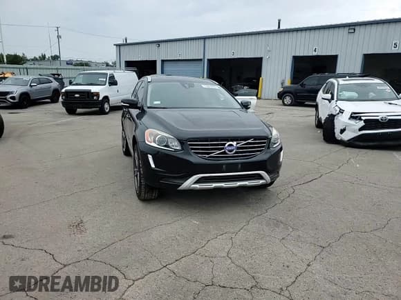 ✅ 2017 Volvo XC60 Dynamic • VIN: YV449MRR4H2064331 • Lot: 86675385. Wystawiony na Copart z przebiegiem 128 344 mil. Bezpłatny archiwum sprzedaży aukcyjnych z USA i szczegółowy raport historii pojazdu na DreamBid. Zdjęcie 14.