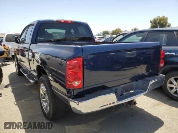 2007 Dodge 1500 SLT с VIN 1D7HA18297S132903, выставлен на аукционе Copart как лот 55751354 с пробегом 229 292 миль миль и Списание • Salvage title. История ставок и продаж доступна на DreamBid. Изображение 2.