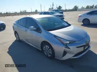 ✅ 2018 Toyota Prius Two • VIN: JTDKBRFUXJ3602132 • Лот: 43598467. Опубликован ранее на IAAI с пробегом 73 779 миль. Бесплатный доступ к архиву аукционных продаж из США и подробный отчёт об истории автомобиля на DreamBid. Изображение 1.