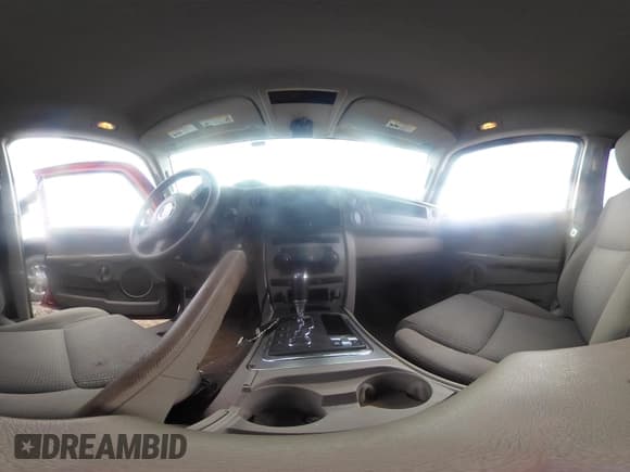 ✅ 2007 Jeep Commander Sport • VIN: 1J8HG48N17C550251 • Lot: 42506732. Listed on IAAI with 143,329 mi. Free auction sales archive from the USA and detailed vehicle history report at DreamBid. Image 18.