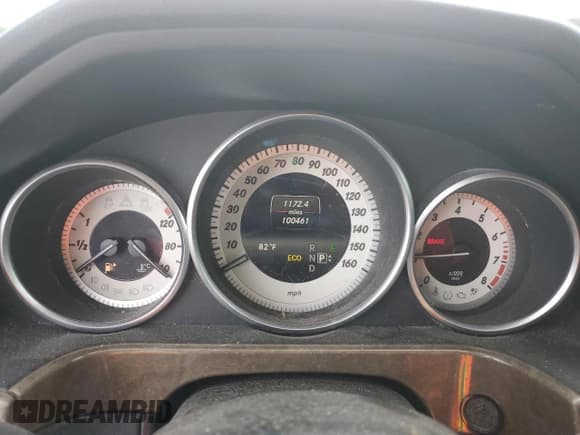 ✅ 2014 Mercedes-Benz E 550 Sport • VIN: WDDHF9BB1EA790226 • Lot: 81372455. Wystawiony na Copart z przebiegiem 100 461 mil. Bezpłatny archiwum sprzedaży aukcyjnych z USA i szczegółowy raport historii pojazdu na DreamBid. Zdjęcie 9.