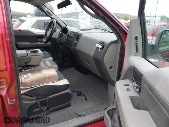 ✅ 2007 Ford F-150 XLT • VIN: 1FTPW14V07KC12470 • Lot: 43061367. Listed on IAAI with 297,939 mi. Free auction sales archive from the USA and detailed vehicle history report at DreamBid. Image 5.