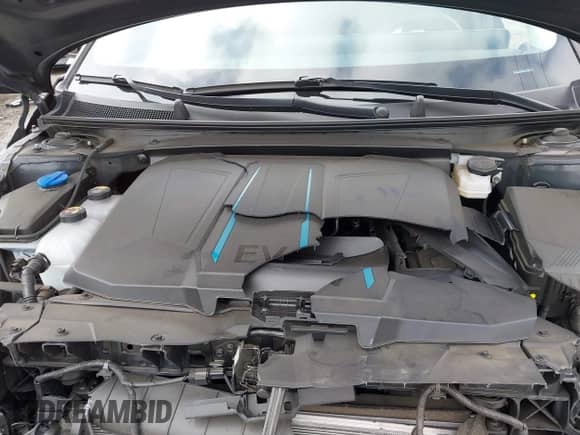 ✅ 2024 Hyundai Ioniq 5 SE Standard Range • VIN: KM8KM4DB2RU275578 • Lot: 41505229. Wystawiony na IAAI z przebiegiem Nie podano. Bezpłatny archiwum sprzedaży aukcyjnych z USA i szczegółowy raport historii pojazdu na DreamBid. Zdjęcie 10.