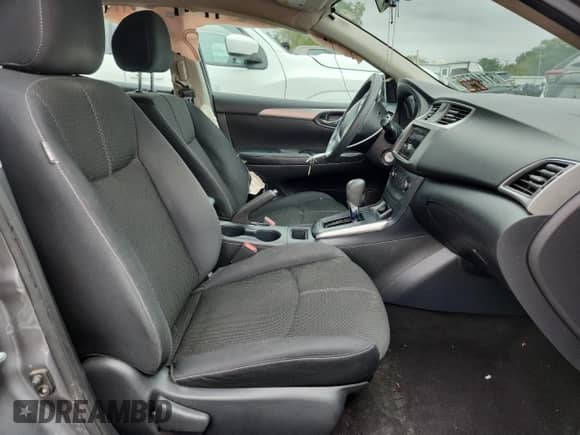 2017 Nissan Sentra SR с VIN 3N1AB7AP8HY395049, выставлен на аукционе Copart как лот 81146735 с пробегом 32 875 миль миль и Списание • Salvage title. История ставок и продаж доступна на DreamBid. Изображение 7.