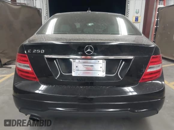 ✅ 2014 Mercedes-Benz C 250 Sport • VIN: WDDGF4HB9EA954859 • Lot: 42027885. Listed on IAAI with 64,223 mi. Free auction sales archive from the USA and detailed vehicle history report at DreamBid. Image 16.