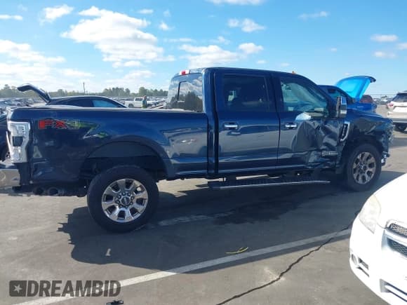 ✅ 2019 Ford F-250 Platinum • VIN: 1FT7W2BT6KEG67516 • Lot: 43443361. Listed on IAAI with 210,246 mi. Free auction sales archive from the USA and detailed vehicle history report at DreamBid. Image 12.