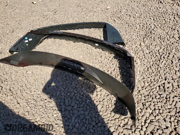 ✅ 2024 Lucid Air Pure • VIN: 50EA1PGA8RA001327 • Lot: 74682774. Wystawiony na Copart z przebiegiem 3 284 mil. Bezpłatny archiwum sprzedaży aukcyjnych z USA i szczegółowy raport historii pojazdu na DreamBid. Zdjęcie 12.