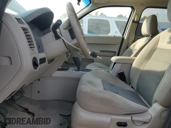 ✅ 2008 Ford Escape XLT • VIN: 1FMCU031X8KB85868 • Lot: 86705365. Listed on Copart with 222,522 mi. Free auction sales archive from the USA and detailed vehicle history report at DreamBid. Image 7.
