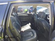 ✅ 2007 Audi Q7 Premium • VIN: WA1EV74L77D069608 • Lot: 41679714. Wystawiony na IAAI z przebiegiem 129 954 mil. Bezpłatny archiwum sprzedaży aukcyjnych z USA i szczegółowy raport historii pojazdu na DreamBid. Zdjęcie 8.