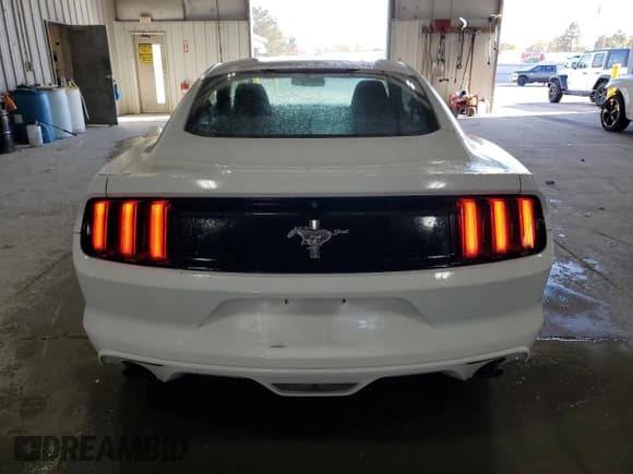 ✅ 2015 Ford Mustang V6 • VIN: 1FA6P8AM5F5308238 • Lot: 90445635. Listed on Copart with 67,040 mi. Free auction sales archive from the USA and detailed vehicle history report at DreamBid. Image 6.