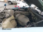 ✅ 2002 Ford F-150 XL • VIN: 1FTRF17W52KA32102 • Lot: 43752125. Wystawiony na IAAI z przebiegiem 303 926 mil. Bezpłatny archiwum sprzedaży aukcyjnych z USA i szczegółowy raport historii pojazdu na DreamBid. Zdjęcie 18.