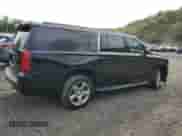 2020 Chevrolet Suburban LS z VIN 1GNSCGKC5LR306893, wystawiony jako Copart lot #81248705 z przebiegiem 34 372 mil mil oraz Szkoda całkowita • Salvage title. Historia ofert i sprzedaży dostępna na DreamBid. Obrazek 3.