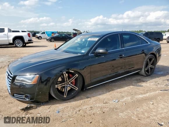 ✅ 2011 Audi A8 • VIN: WAUAVAFD7BN011795 • Лот: 59688845. Опубликован ранее на Copart с пробегом 92 614 миль. Бесплатный доступ к архиву аукционных продаж из США и подробный отчёт об истории автомобиля на DreamBid. Изображение 1.