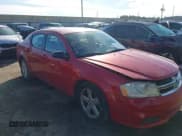✅ 2013 Dodge Avenger SE • VIN: 1C3CDZAB3DN625964 • Lot: 41199648. Wystawiony na IAAI z przebiegiem 173 355 mil. Bezpłatny archiwum sprzedaży aukcyjnych z USA i szczegółowy raport historii pojazdu na DreamBid. Zdjęcie 1.