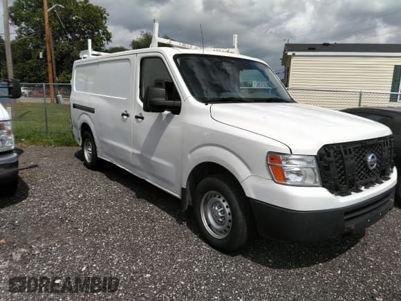 ✅ 2016 Nissan NV SV • VIN: 1N6BF0KM6GN804319 • Lot: 42686097. Listed on IAAI with 166,743 mi. Free auction sales archive from the USA and detailed vehicle history report at DreamBid. Image 1.