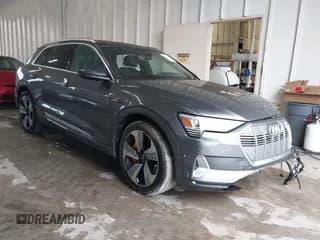 ✅ 2019 Audi e-tron Prestige • VIN: WA1VAAGE8KB006365 • Lot: 43763617. Listed on IAAI with 45,411 mi. Free auction sales archive from the USA and detailed vehicle history report at DreamBid. Image 1.