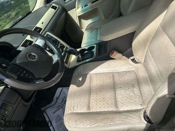 ✅ 2008 Mercury Sable • VIN: 1MEHM40W88G622317 • Лот: 86323345. Опубликован ранее на Copart с пробегом 198 935 миль. Бесплатный доступ к архиву аукционных продаж из США и подробный отчёт об истории автомобиля на DreamBid. Изображение 14.