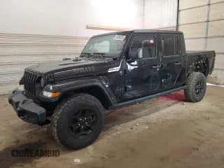 ✅ 2021 Jeep Gladiator Willys • VIN: 1C6HJTAG8ML546621 • Лот: 69358205. Опубликован ранее на Copart с пробегом 98 109 миль. Бесплатный доступ к архиву аукционных продаж из США и подробный отчёт об истории автомобиля на DreamBid. Изображение 1.