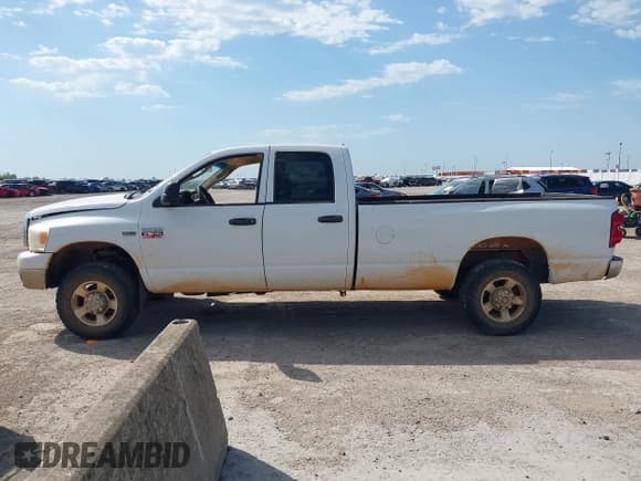 ✅ 2009 Dodge 2500 SLT • VIN: 3D7KS28T19G501622 • Лот: 42231957. Опубликован ранее на IAAI с пробегом 225 536 миль. Бесплатный доступ к архиву аукционных продаж из США и подробный отчёт об истории автомобиля на DreamBid. Изображение 14.