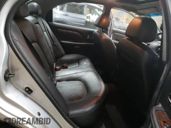 2003 Hyundai Sonata GLS с VIN KMHWF35H43A823730, выставлен на аукционе Copart как лот 73930274 с пробегом 299 601 миль миль и На запчасти • Non repairable. История ставок и продаж доступна на DreamBid. Изображение 10.