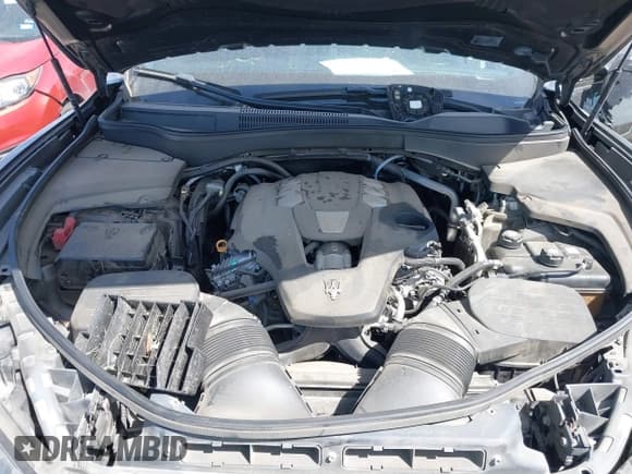 ✅ 2019 Maserati Levante • VIN: ZN661XUAXKX323919 • Лот: 41747660. Опубликован ранее на IAAI с пробегом 71 024 миль. Бесплатный доступ к архиву аукционных продаж из США и подробный отчёт об истории автомобиля на DreamBid. Изображение 10.