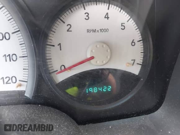 2008 Dodge Dakota Bighorn/Lonestar with VIN 1D7HE38K68S561918, listed as a IAAI auction lot 42488556 with 198,422 mi miles and . Bid and sale history available at DreamBid. Image 7.