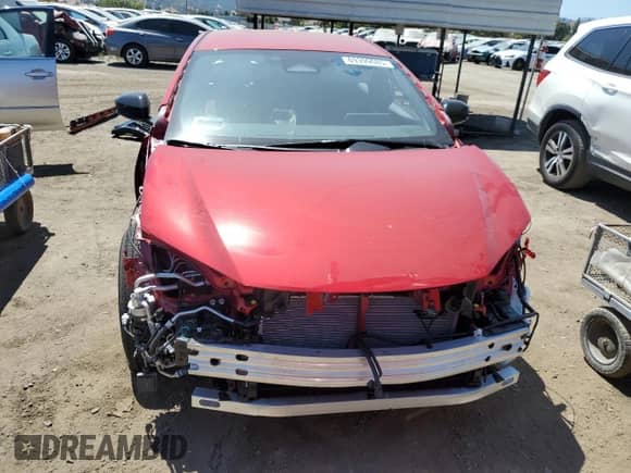 2025 Toyota Prius SE с VIN JTDACACU6S3046868, выставлен на аукционе Copart как лот 69399085 с пробегом 269 миль миль и Списание • Salvage title. История ставок и продаж доступна на DreamBid. Изображение 5.